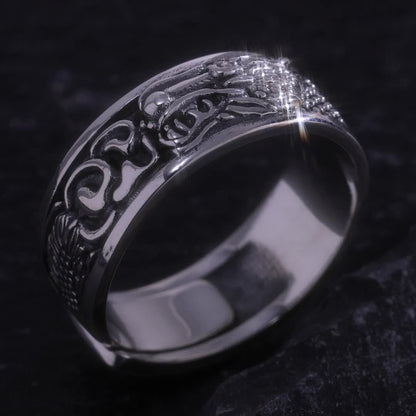 A Stylish And Bold Dragon Pattern Design Ring Made Of Sterling Silver, Weighing Approximately 6.6g, Suitable For Both Men And Women To Wear At Parties And Events.