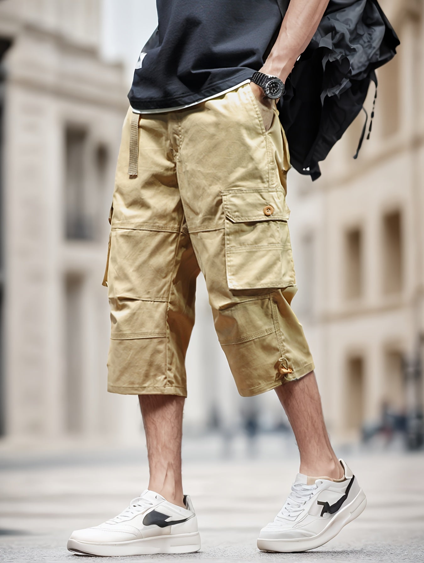 Men'S Outdoor Casual Cargo Shorts with Multiple Pockets, Knee-Length, Featuring an Elastic Waistband And Button Closure, Suitable for Outdoor Adventures, Fishing, Hiking, And Various Outdoor Activities.